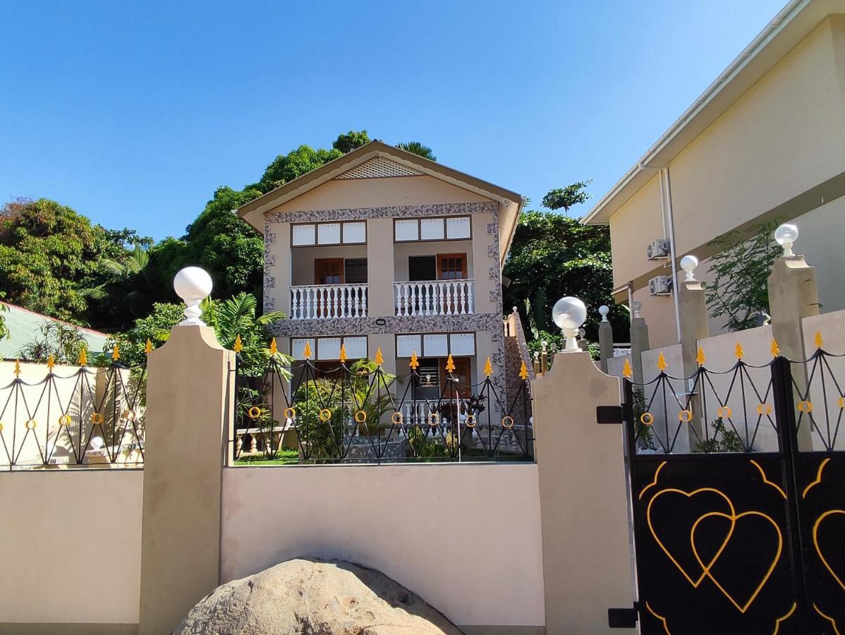 La Residence D'Almee Apartment And Studio Baie Sainte Anne エクステリア 写真